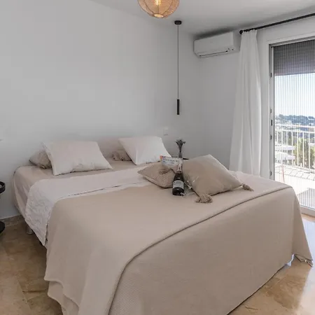 فيلة Casa Pura Vida *
